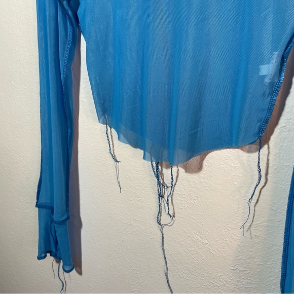 🪼 VRG GRL Go Bold Mesh Top size L NWT - Picture 4 of 6